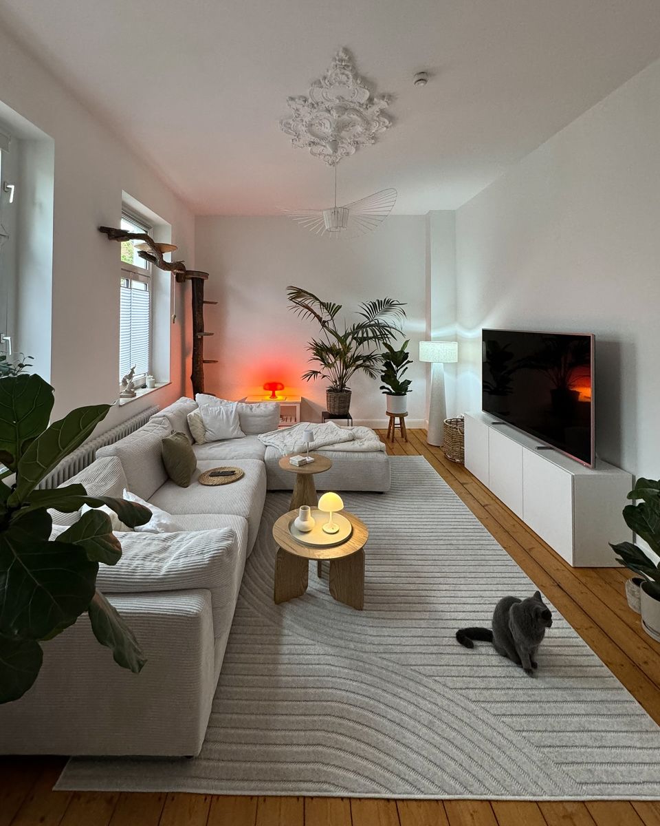 Red Christmas Tree Ideas and This Year’s Christmas Living Room Decor